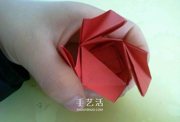LS玫瑰花的折法图解 手工怎么折LS玫瑰步骤 -  www.shouyihuo.com