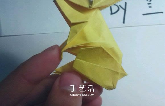 详细的折纸图解过程 带你学立体兔子的折法 -  www.shouyihuo.com