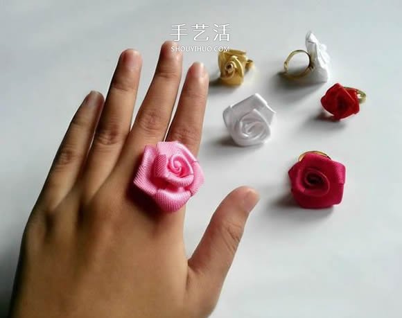 缎带折叠玫瑰花的折法 DIY好看的玫瑰花戒图解 -  www.shouyihuo.com