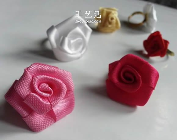 缎带折叠玫瑰花的折法 DIY好看的玫瑰花戒图解 -  www.shouyihuo.com