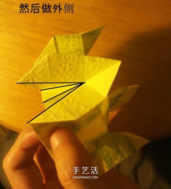 韩式玫瑰花礼盒怎么折 包括盖子和盒身的折法 -  www.shouyihuo.com