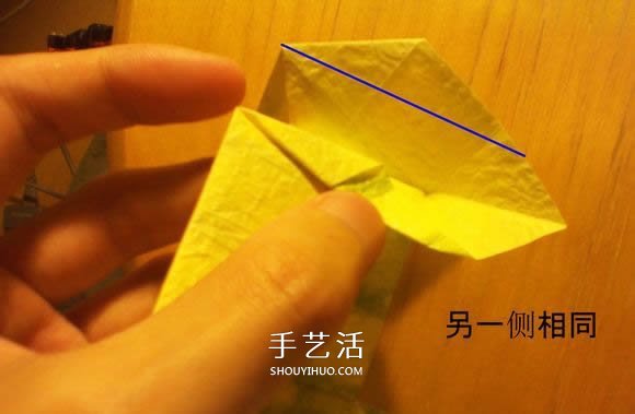 韩式玫瑰花礼盒怎么折 包括盖子和盒身的折法 -  www.shouyihuo.com