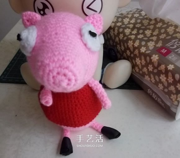 可爱小猪佩奇钩织教程 钩针编织小猪佩奇图解 -  www.shouyihuo.com