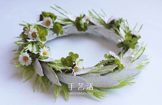 幼儿园手工花环怎么做 小清新鸡蛋托花环DIY -  www.shouyihuo.com