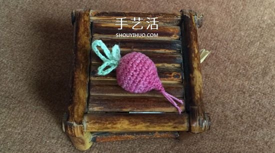 怎么钩织小萝卜的方法 简单水萝卜的钩法图解 -  www.shouyihuo.com