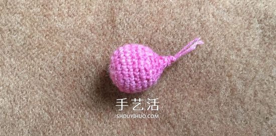 怎么钩织小萝卜的方法 简单水萝卜的钩法图解 -  www.shouyihuo.com
