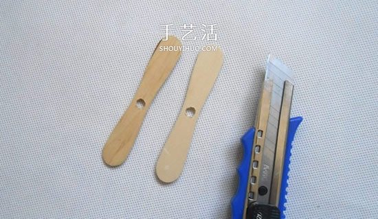 幼儿园酸奶瓶废物利用 做一架直升飞机模型 - www.shouyihuo.com