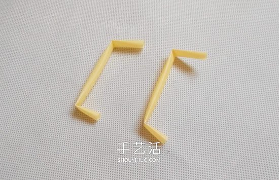 幼儿园酸奶瓶废物利用 做一架直升飞机模型 - www.shouyihuo.com