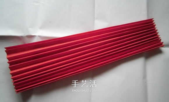用纸怎么折花灯图解 圆柱形纸宫灯制作方法 -  www.shouyihuo.com