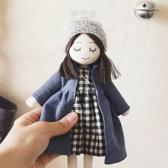 自制换装娃娃的方法 几块布片就让孩子玩不停 -  www.shouyihuo.com
