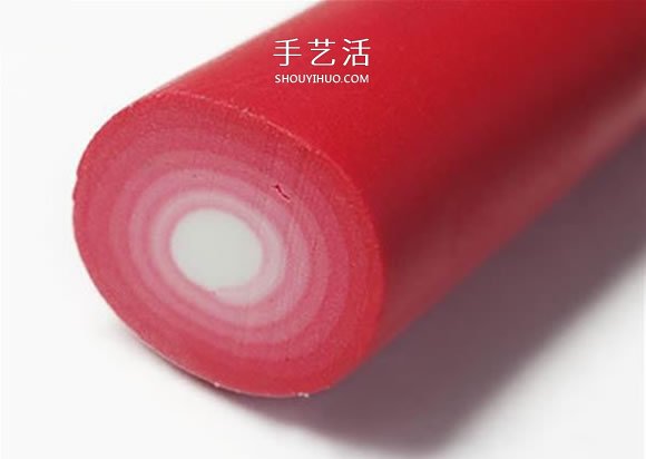 粘土草莓切片制作步骤图解 做一个超逼真蛋糕 -  www.shouyihuo.com