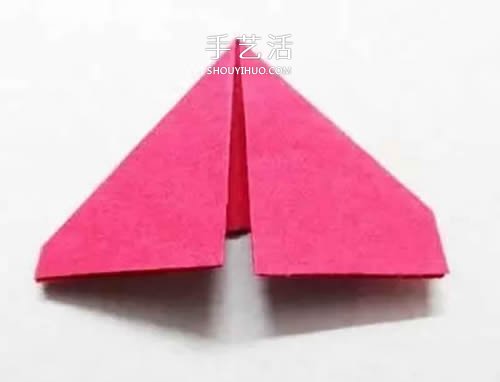 三角插小鱼折法图解 简单热带小鱼用三角插做 -  www.shouyihuo.com