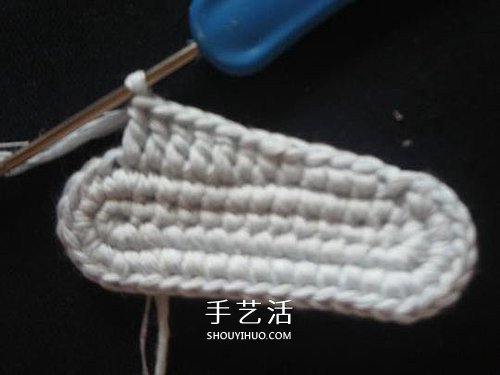 宝宝保暖毛线鞋的编法 手工编织婴儿鞋图解 -  www.shouyihuo.com