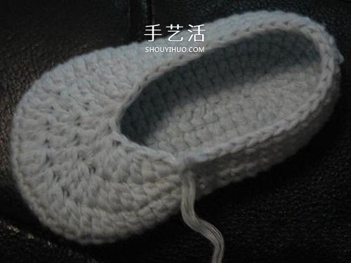宝宝保暖毛线鞋的编法 手工编织婴儿鞋图解 -  www.shouyihuo.com