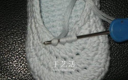 宝宝保暖毛线鞋的编法 手工编织婴儿鞋图解 -  www.shouyihuo.com