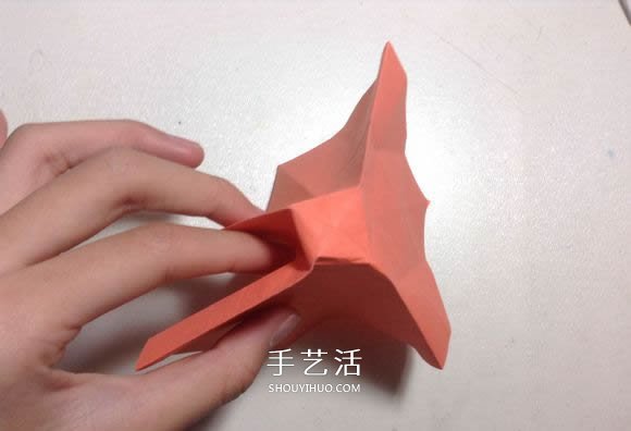 怎么折纸月季花的方法 手工月季花的折法图解 -  www.shouyihuo.com