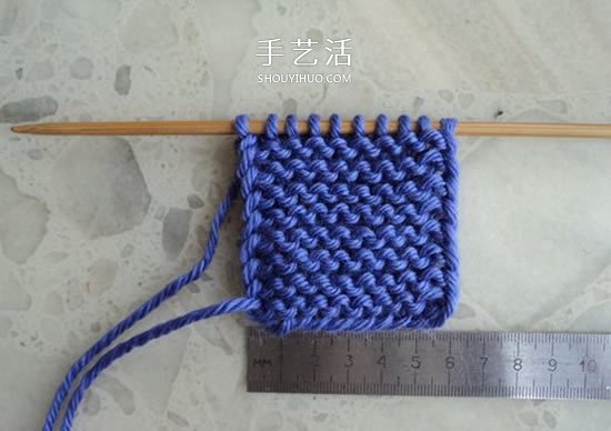 两种毛线搭配 手工编织漂亮地板鞋的织法图解 -  www.shouyihuo.com