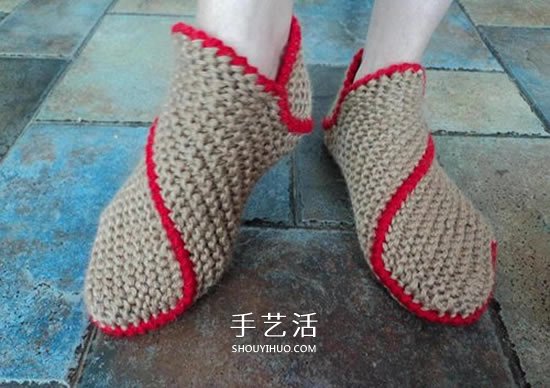 两种毛线搭配 手工编织漂亮地板鞋的织法图解 -  www.shouyihuo.com