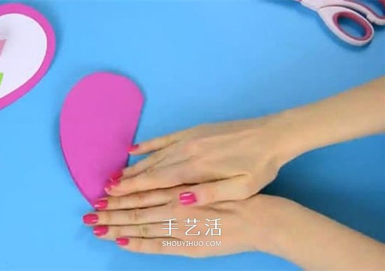儿童手工制作母亲节郁金香爱心卡片的方法 -  www.shouyihuo.com