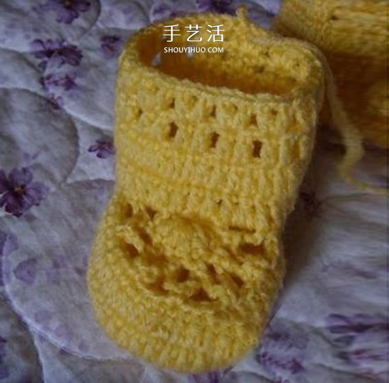 婴儿毛线保暖鞋子的织法 单色就已经很好看！ -  www.shouyihuo.com