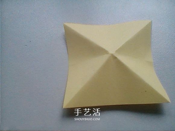 婚礼上的用花 立体百合的折纸方法图解过程 -  www.shouyihuo.com