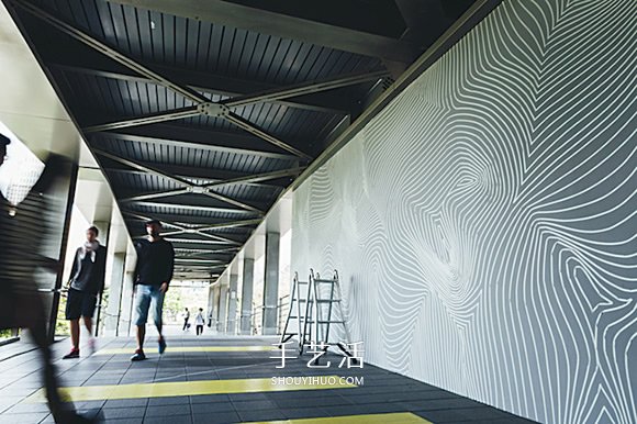 胶带就是我的画笔！用胶带粘贴而成的街头涂鸦 -  www.shouyihuo.com
