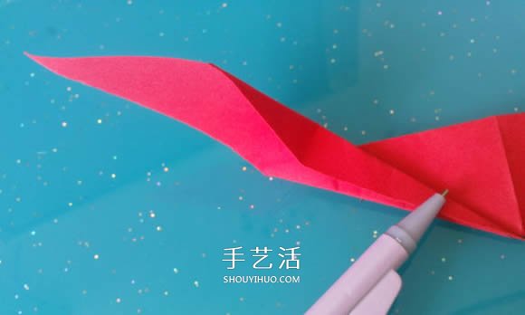 自带翅膀会飞的心 手工折爱心翅膀的折法图解 -  www.shouyihuo.com