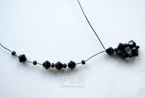 简单入门容易学！手工串珠蝴蝶戒指的做法 -  www.shouyihuo.com