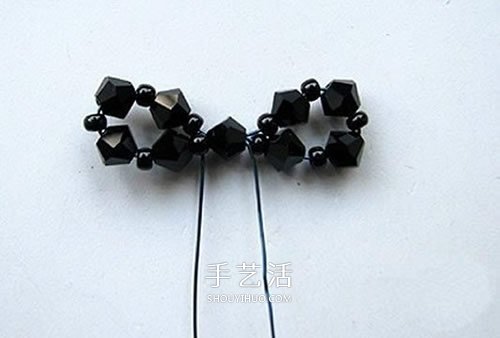 简单入门容易学！手工串珠蝴蝶戒指的做法 -  www.shouyihuo.com
