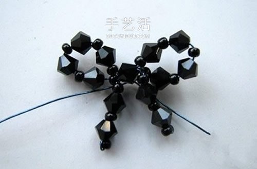 简单入门容易学！手工串珠蝴蝶戒指的做法 -  www.shouyihuo.com