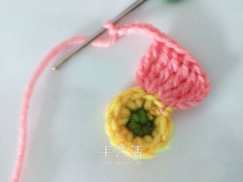 超可爱毛线小花的钩法 钩针编织六瓣花图解 -  www.shouyihuo.com
