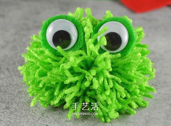 毛线小青蛙手工制作 幼儿做毛线球青蛙的方法 -  www.shouyihuo.com