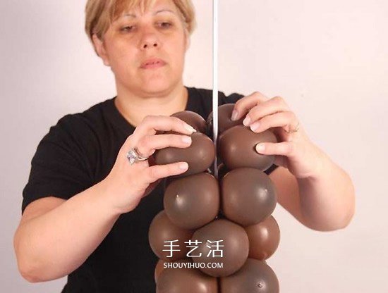 气球造型大树手工制作 植树节用气球做大树 -  www.shouyihuo.com