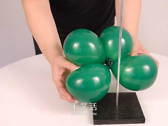 气球造型大树手工制作 植树节用气球做大树 -  www.shouyihuo.com