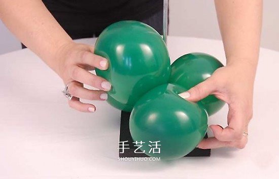 气球造型大树手工制作 植树节用气球做大树 -  www.shouyihuo.com