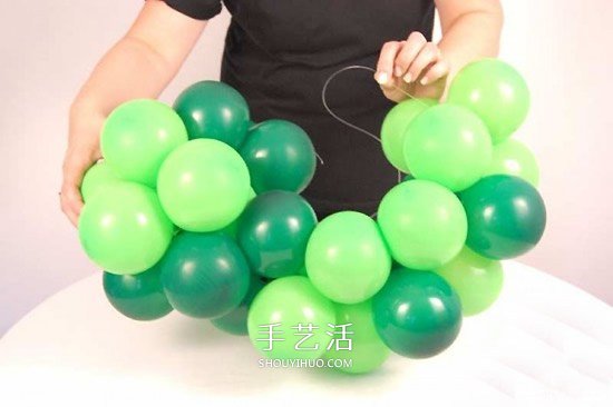 气球造型大树手工制作 植树节用气球做大树 -  www.shouyihuo.com