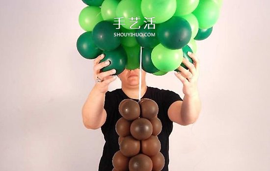 气球造型大树手工制作 植树节用气球做大树 -  www.shouyihuo.com