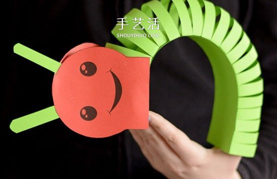 幼儿手工毛毛虫做法 卡纸制作毛毛虫简单教程 -  www.shouyihuo.com