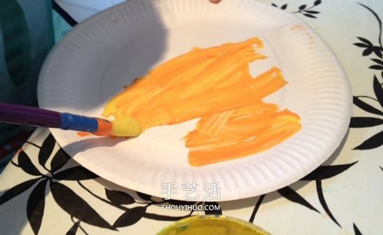 幼儿手工大公鸡怎么做 纸盘制作公鸡的方法 -  www.shouyihuo.com