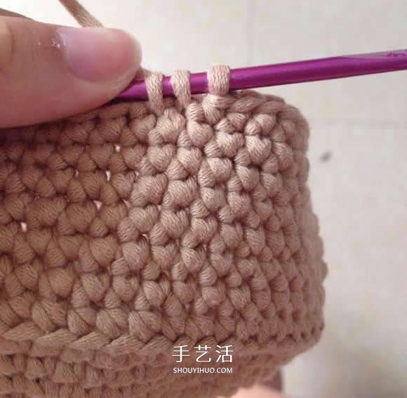 毛线收纳篮怎么编织 钩针编织圆形收纳筐图解 -  www.shouyihuo.com