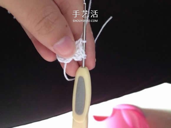 毛线收纳篮怎么编织 钩针编织圆形收纳筐图解 -  www.shouyihuo.com