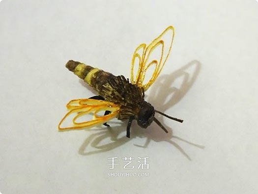 手工衍纸蜜蜂教程图解 怎么用衍纸制作小蜜蜂 -  www.shouyihuo.com