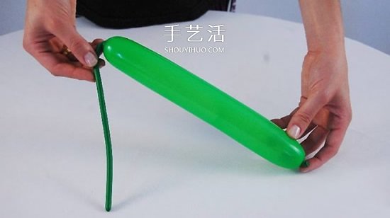 气球造型椰子树的做法 用气球手工制作椰子树 -  www.shouyihuo.com