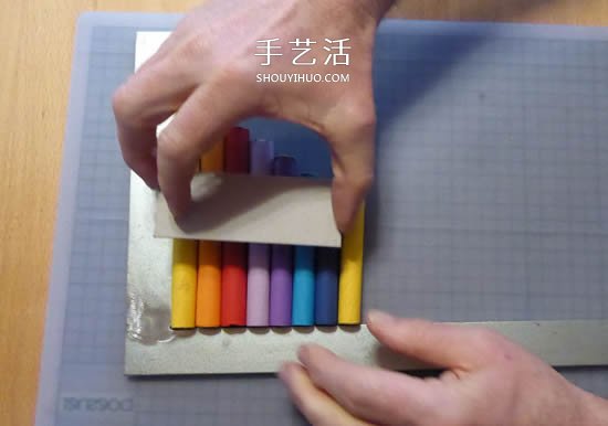 自制简易排箫的方法 儿童用卡纸做排箫玩具 -  www.shouyihuo.com