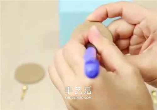 幼儿园牛奶盒废物利用 手工制作玩具小汽车 -  www.shouyihuo.com