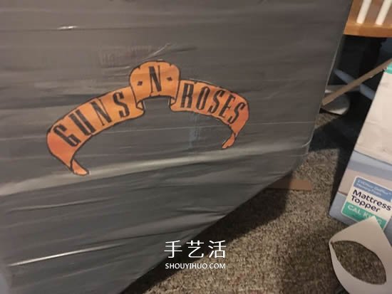 自制纸板船的方法步骤 用废纸箱做船的教程 -  www.shouyihuo.com