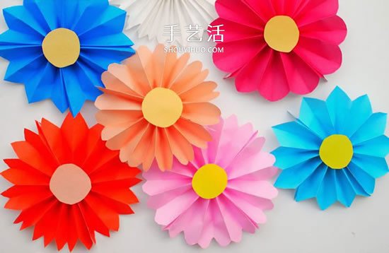 幼儿园彩纸做花的教程 简单手工纸花制作方法 -  www.shouyihuo.com