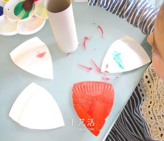 幼儿园纸盘蝴蝶的做法 卷纸筒手工制作蝴蝶 -  www.shouyihuo.com