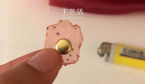手工丝带花制作方法 简单又漂亮丝带做花教程 -  www.shouyihuo.com