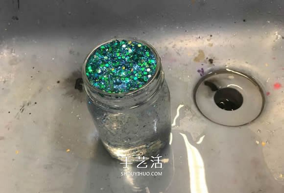 玻璃罐废物利用手工制作装饰品礼物的方法 -  www.shouyihuo.com